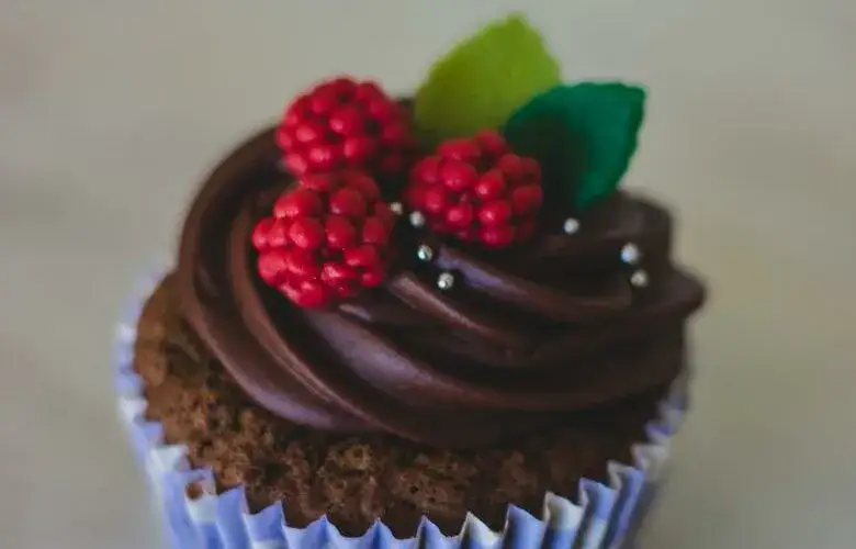 Zdjęcie Ile kalorii ma babeczka czekoladowa? Zaskakujące różnice w przepisach