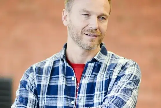 Zdjęcie Krystian Wieczorek aktor: fascynująca biografia i osiągnięcia w teatrze