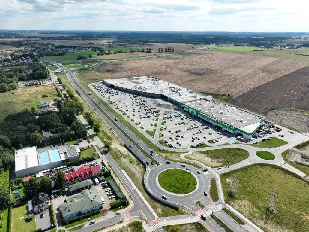 Karuzela Kołobrzeg widok z zewnątrz