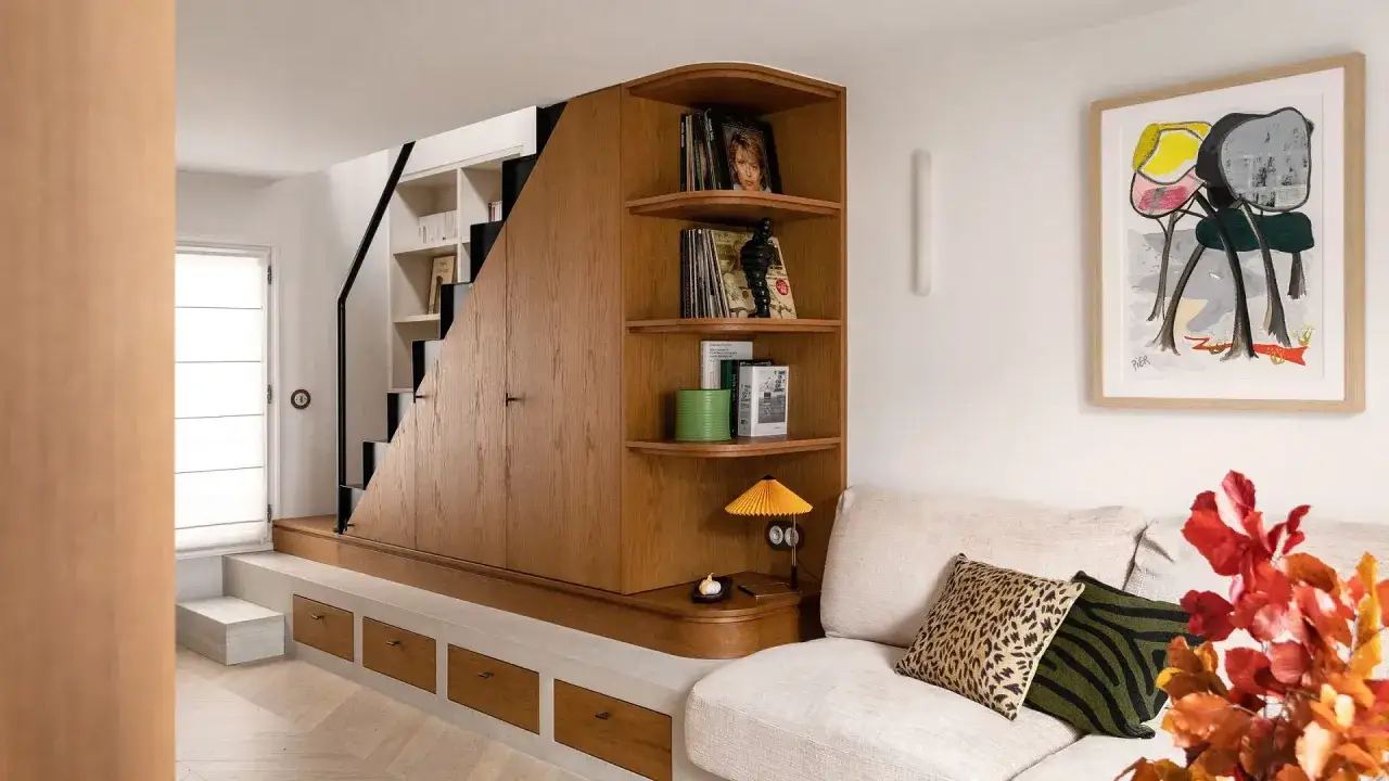 Zdjęcie Rewelacyjne pomysły na zagospodarowanie miejsca pod schodami. Praktyczne i kreatywne rozwiązania