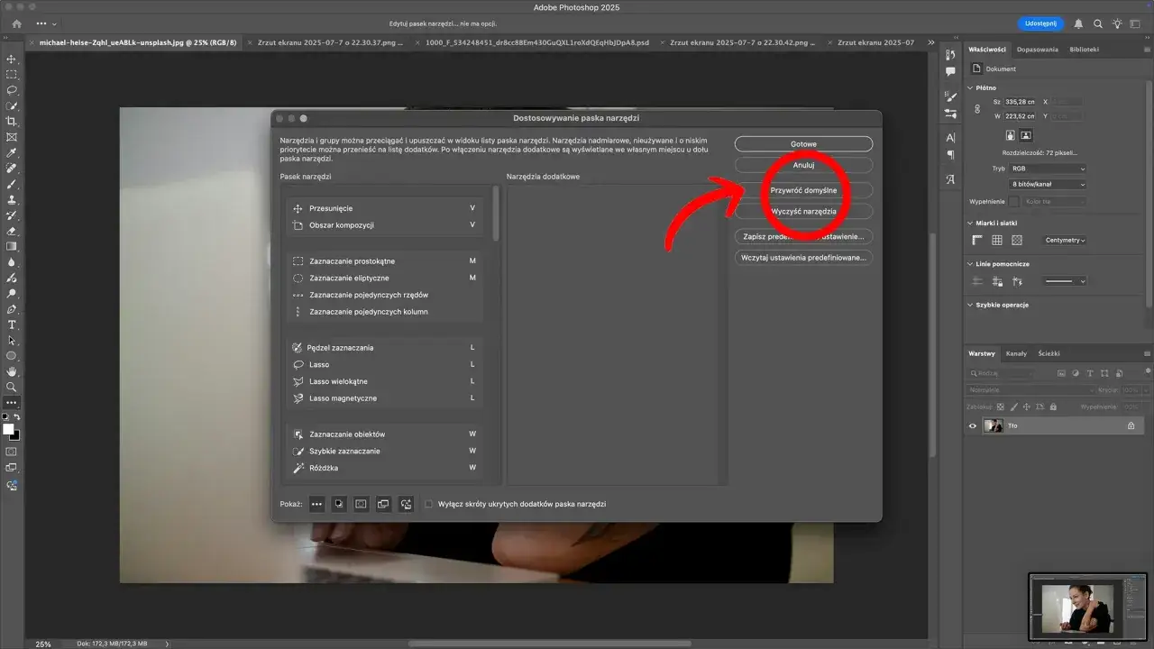 Photoshop zniknięty pasek narzędzi przed i po
