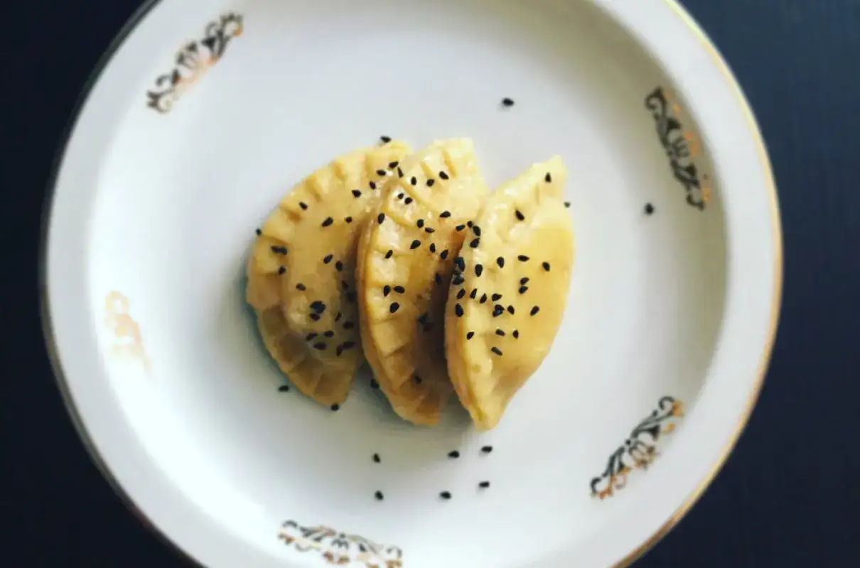 r&oacute;żnorodne dania na piątkowy obiad, ryby, pierogi, curry