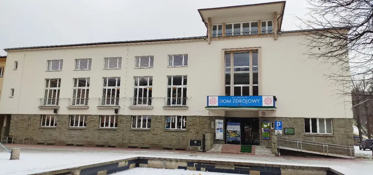 Wisła centrum Plac Hoffa Dom Zdrojowy