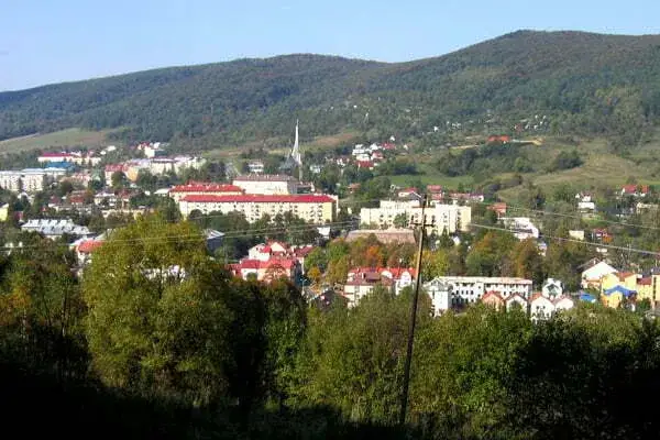 Ustrzyki Dolne panorama miasto Bieszczady