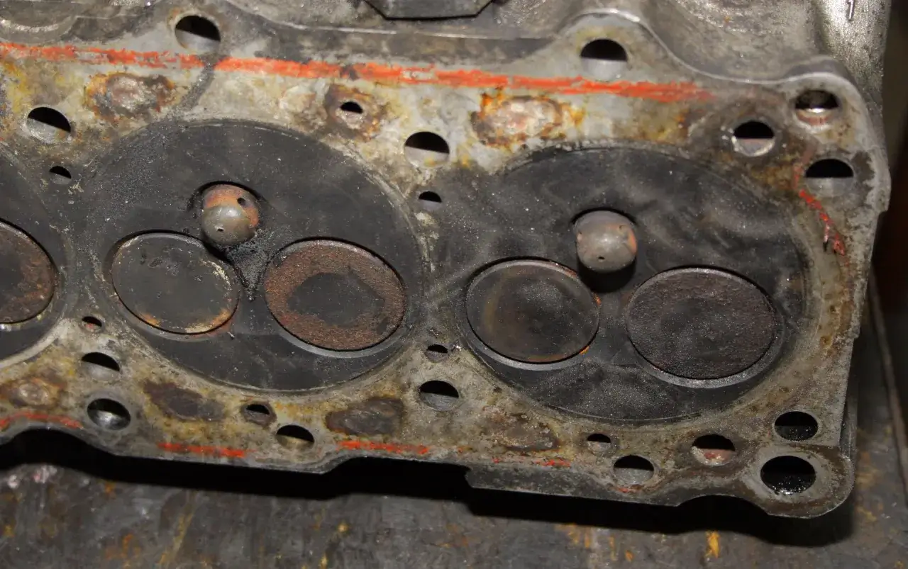 Wypalone gniazdo zaworowe silnik LPG