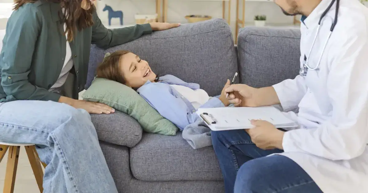 Lekarz rodzinny konsultacja pacjent