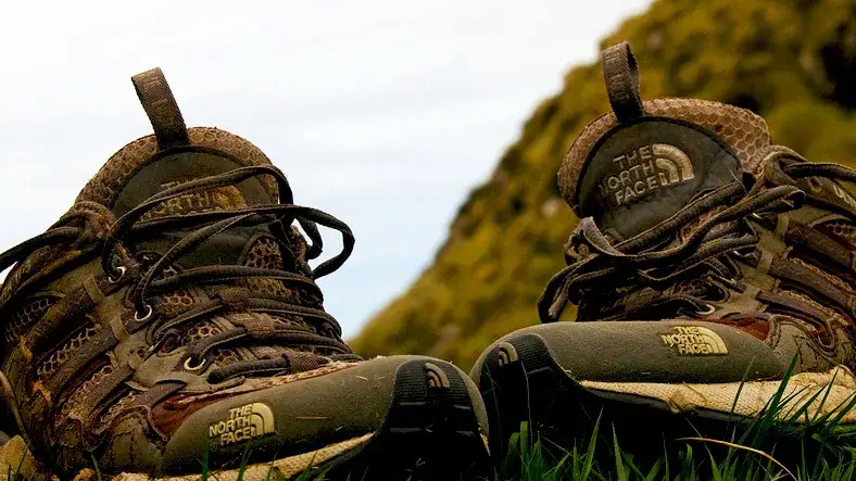 buty trekkingowe latem