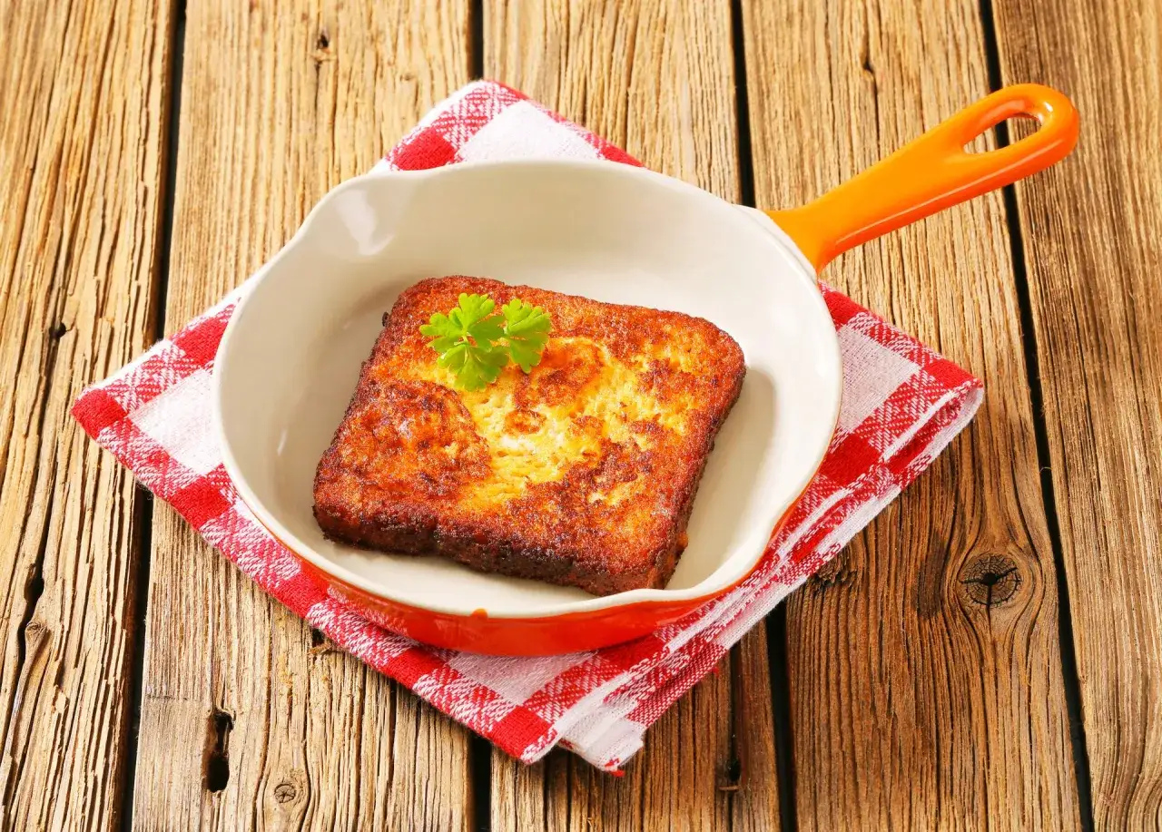 Chleb w jajku nostalgia dzieciństwo