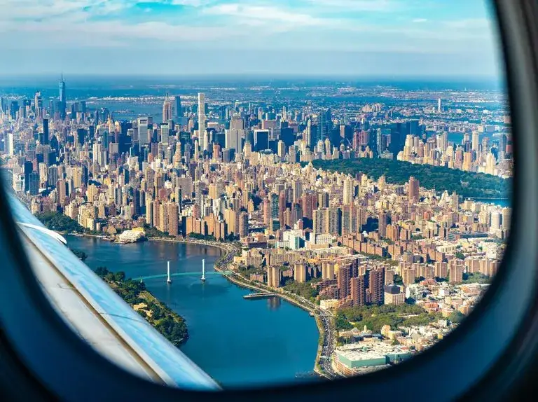 Zdjęcie Ile kosztuje lot do Ameryki? Sprawdź ceny i uniknij wysokich kosztów