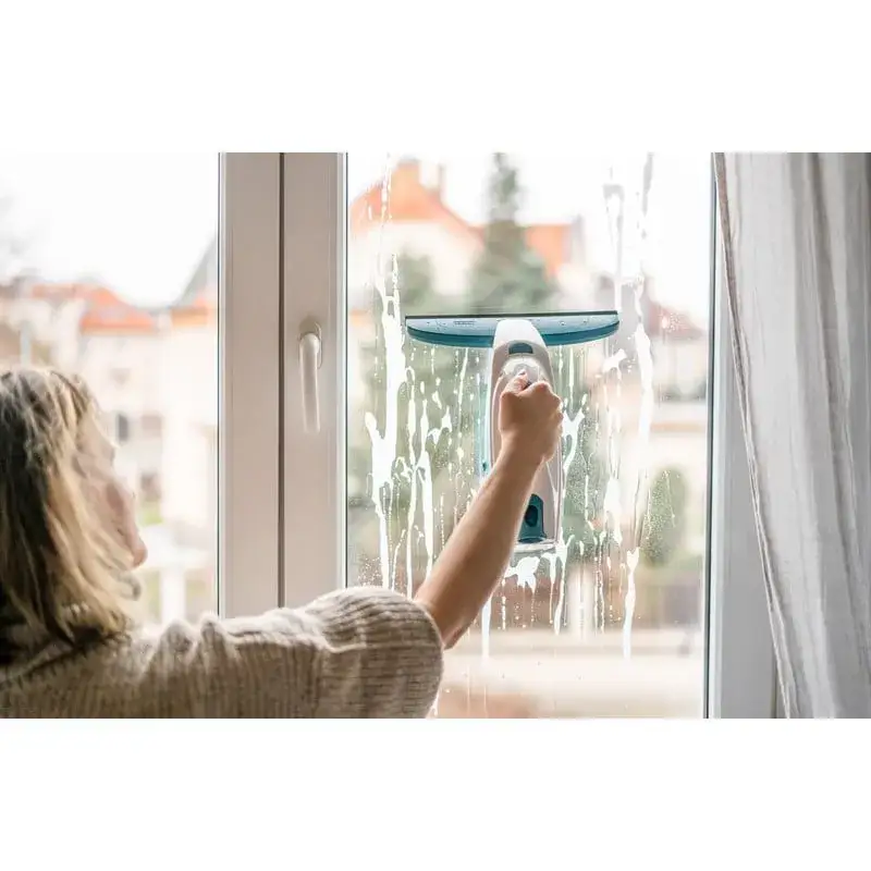 Zdjęcie Jak mycie okien jak uniknąć smug i osiągnąć perfekcyjny blask