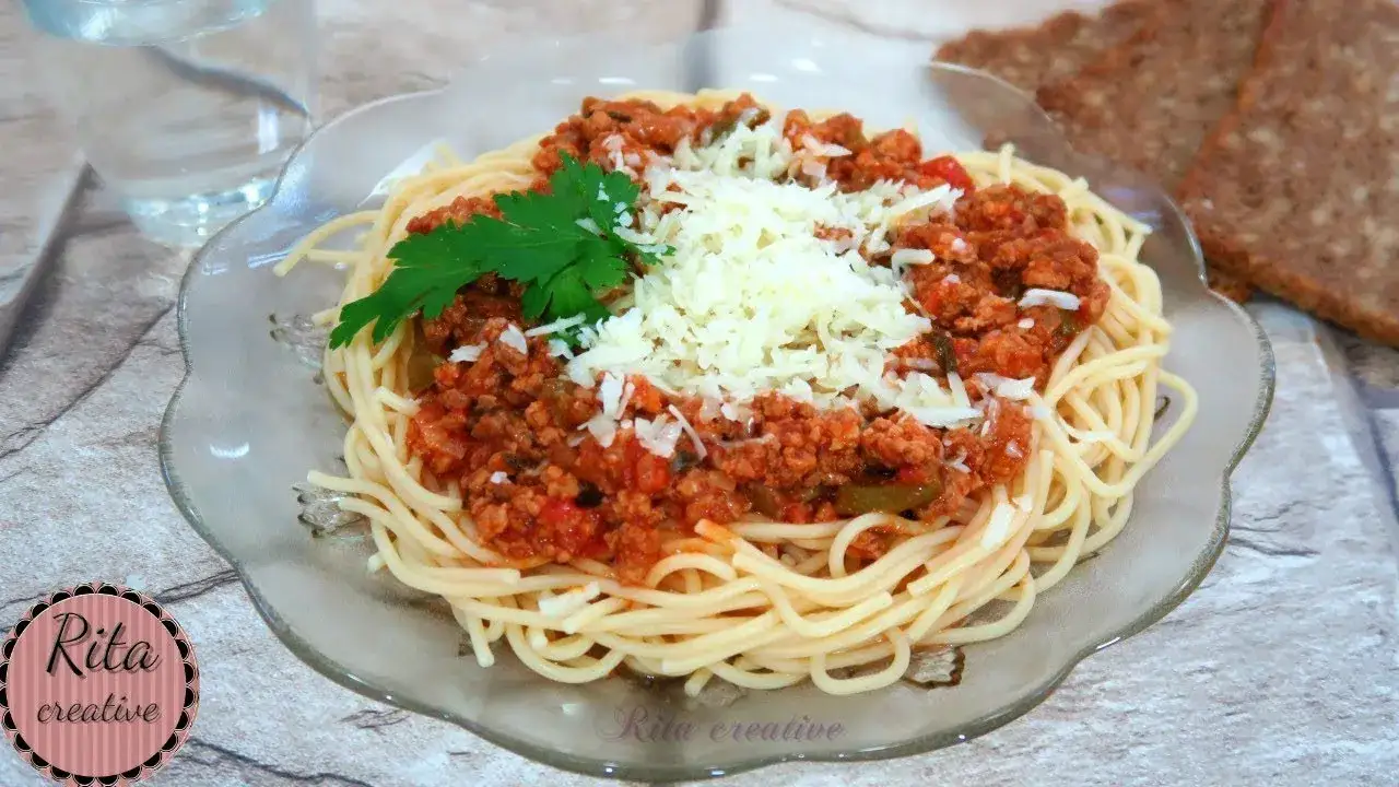 Zdjęcie Prosty przepis na spaghetti z mięsem mielonym, który zawsze się udaje
