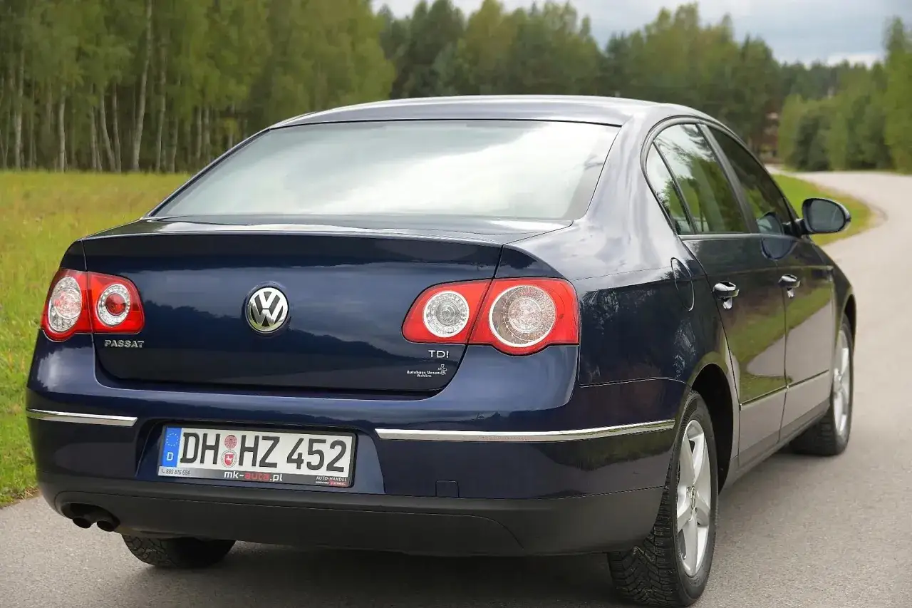 Zdjęcie Pojemność baku w Passacie B6 1.9 TDI – co musisz wiedzieć?