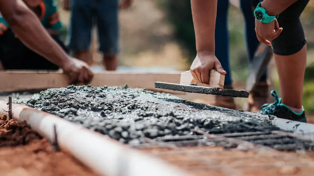 Zdjęcie Ile żwiru na m3 betonu B15? Oto kluczowe proporcje do mieszania