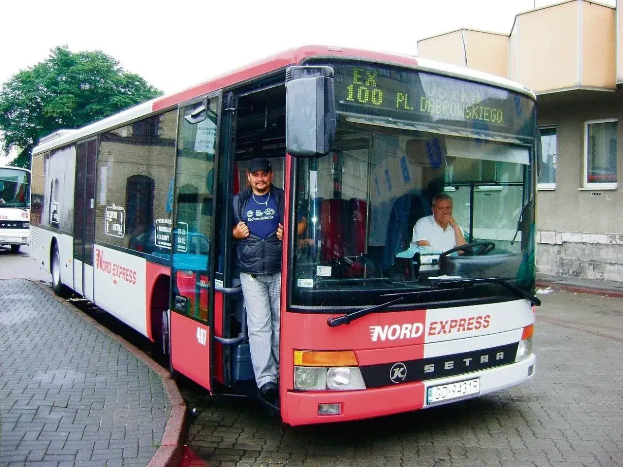 autobus słupsk rowy pks nord express