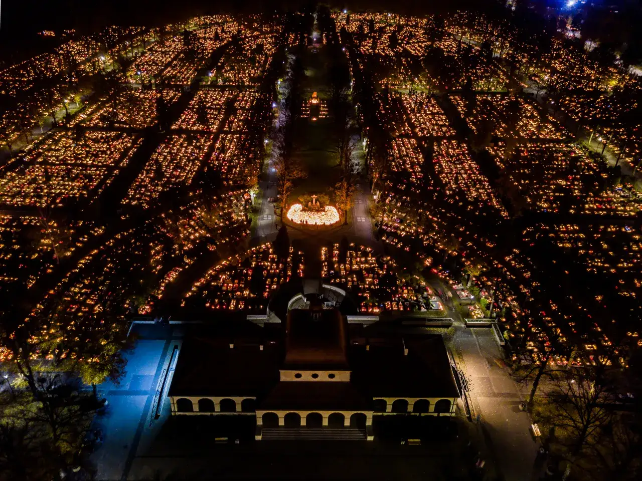 Aleja Zasłużonych Cmentarz Centralny Gliwice