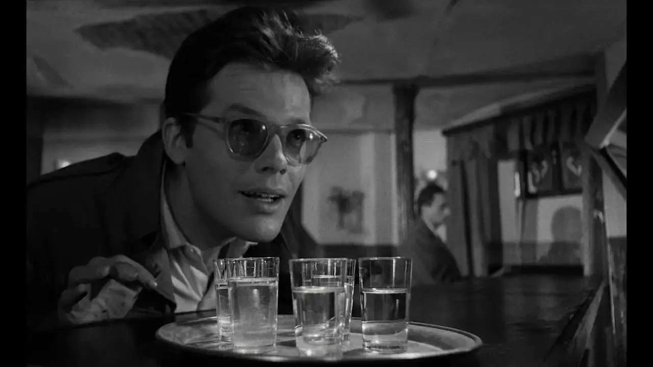 Zbigniew Cybulski w filmie Popi&oacute;ł i diament