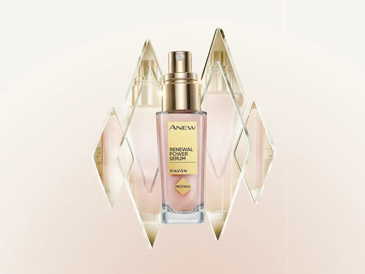 Renewal Power Serum Avon butelka i kropla na dłoni