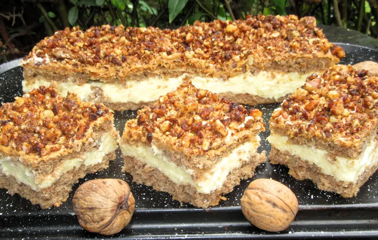 Zdjęcie Czy orzechowa pychotka to najsmaczniejsze ciasto orzechowe?