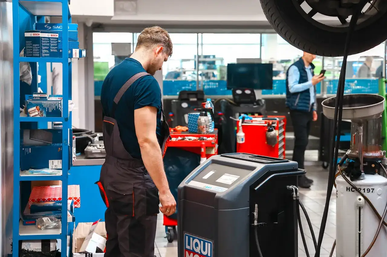 uszkodzona skrzynia automatyczna / zużyty olej w skrzyni automatycznej