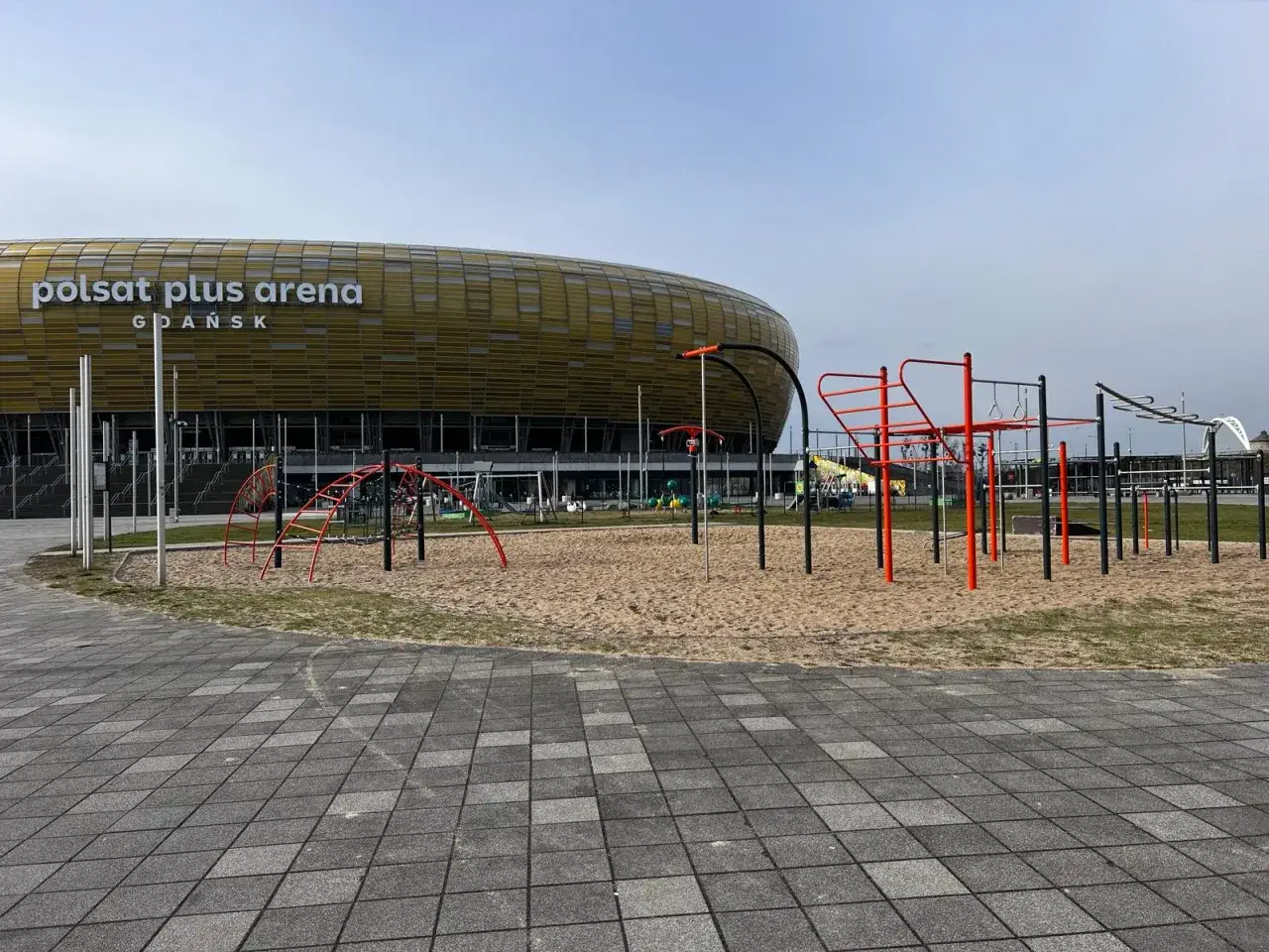 Polsat Plus Arena Gdańsk z zewnątrz