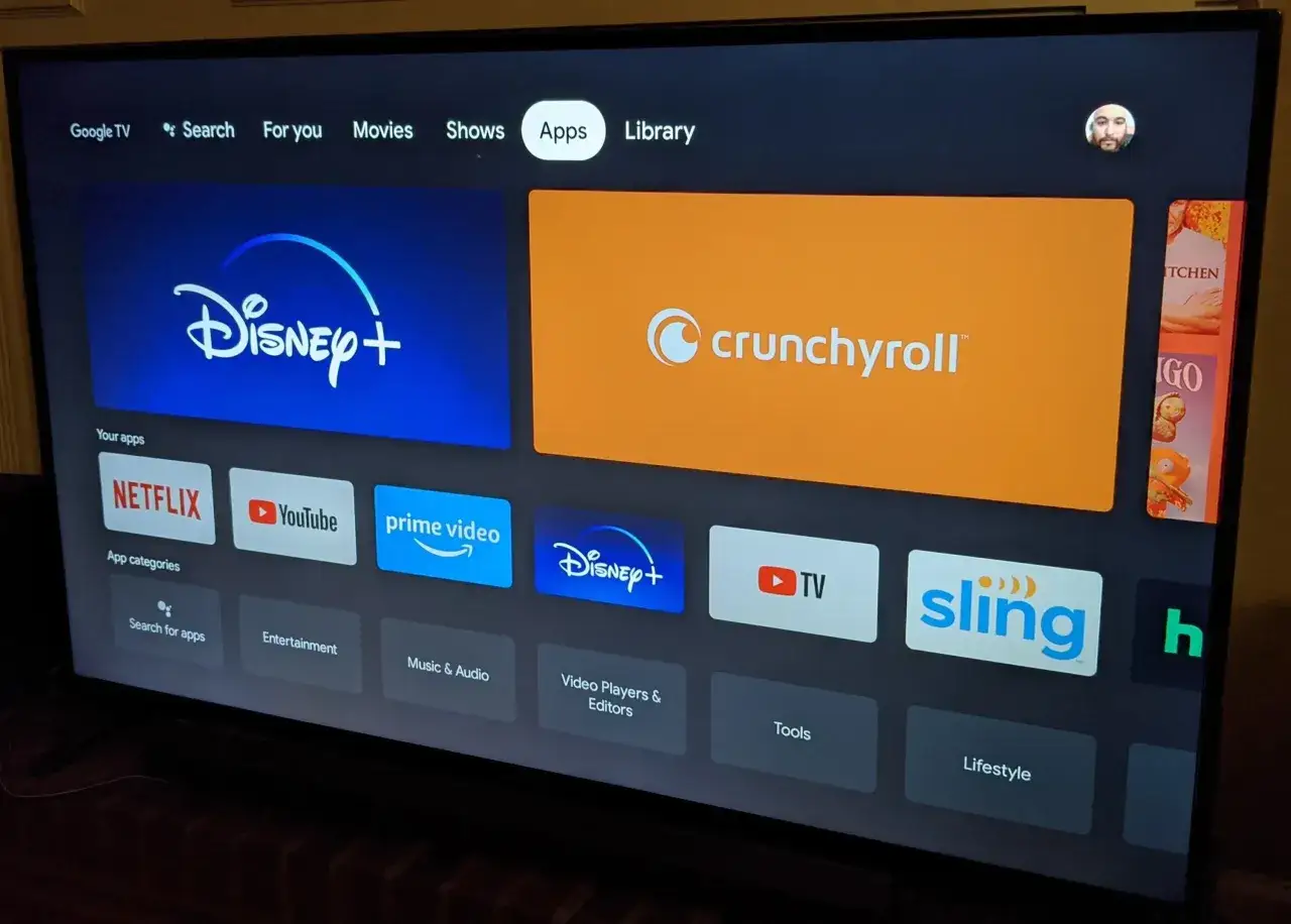 Ekran Google TV z opcją