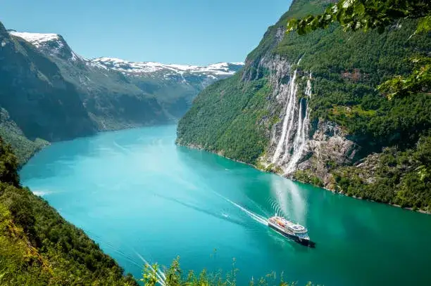Geirangerfjord wodospady Siedmiu Sióstr