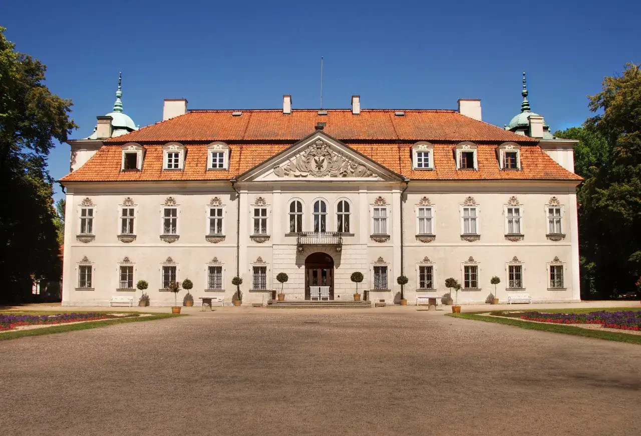 Pałac w Tułowicach, gdzie kręcono 