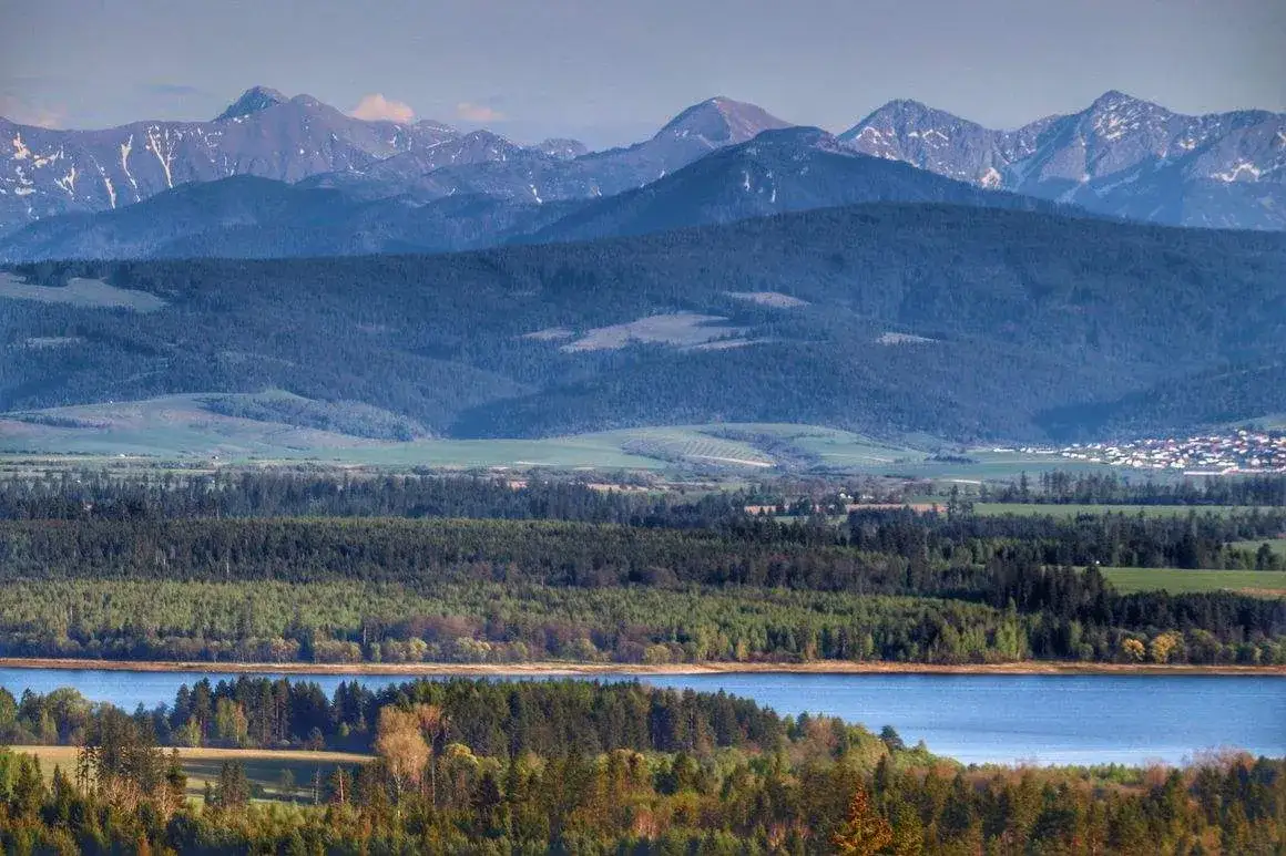 panorama z wieży widokowej Marysina Polana Tatry