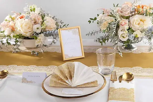 Dekoracje komunijne styl botaniczny, dekoracje komunijne złoto srebro