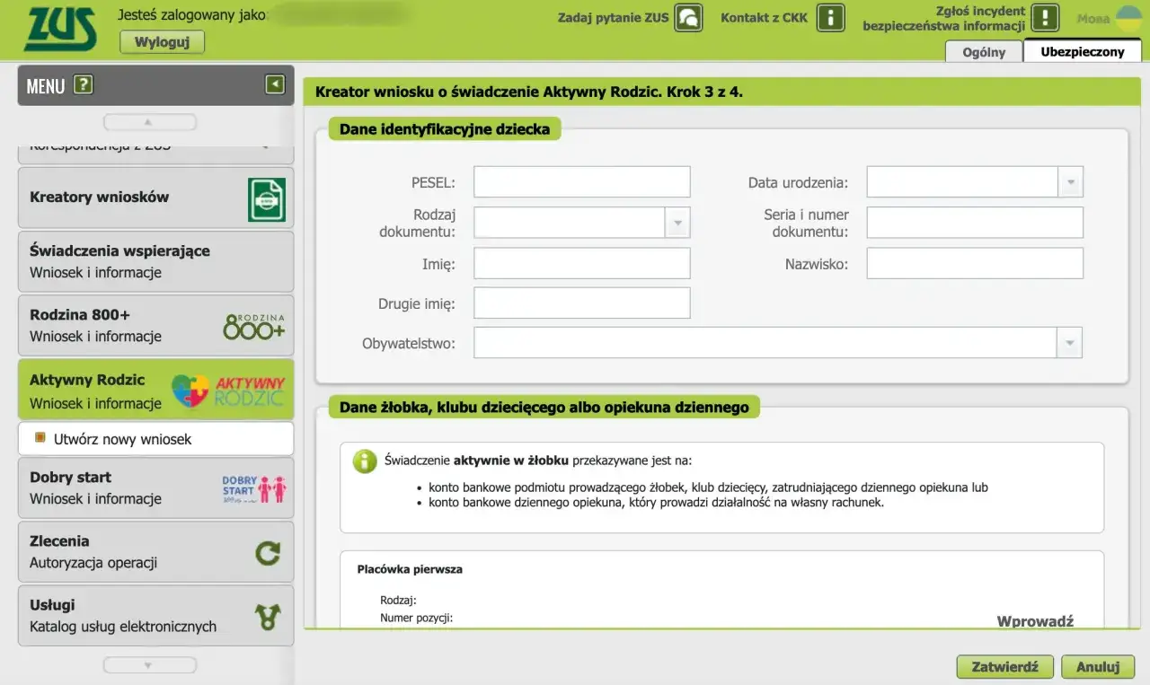 Rodzic wypełniający wniosek online do żłobka w Warszawie