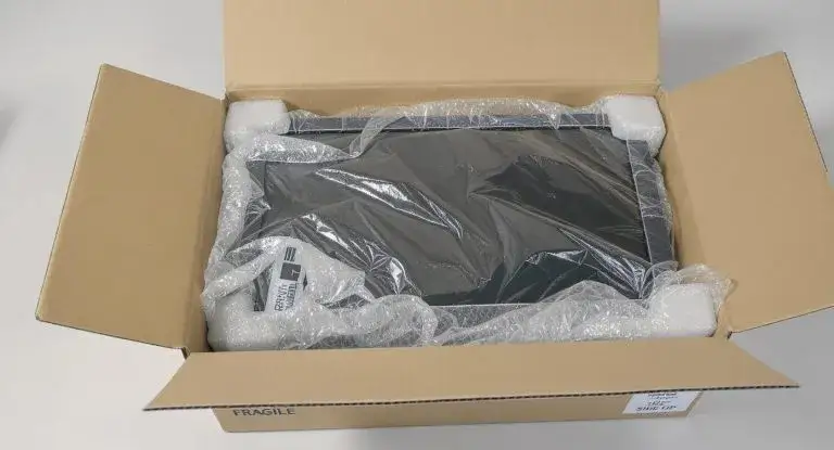 pakowanie monitora transport