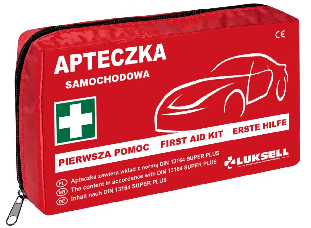dobrze wyposażona apteczka samochodowa