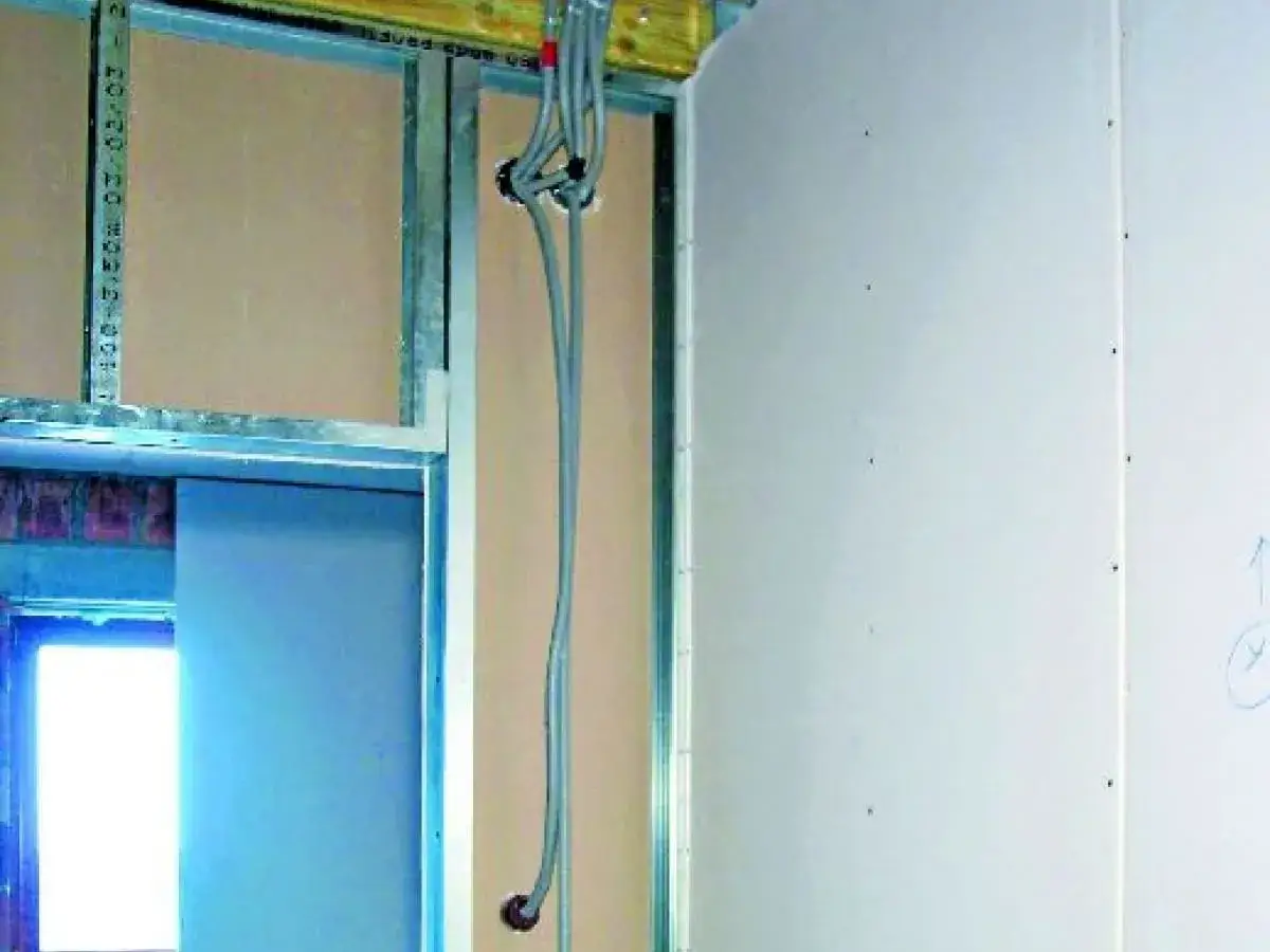 prawidłowe gięcie peszla instalacja elektryczna