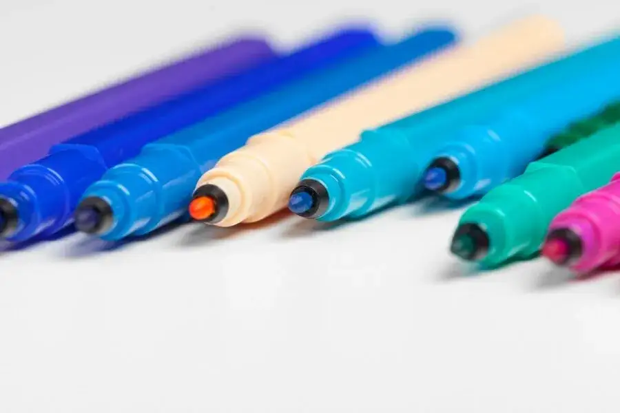 jak przechowywać markery suchościeralne