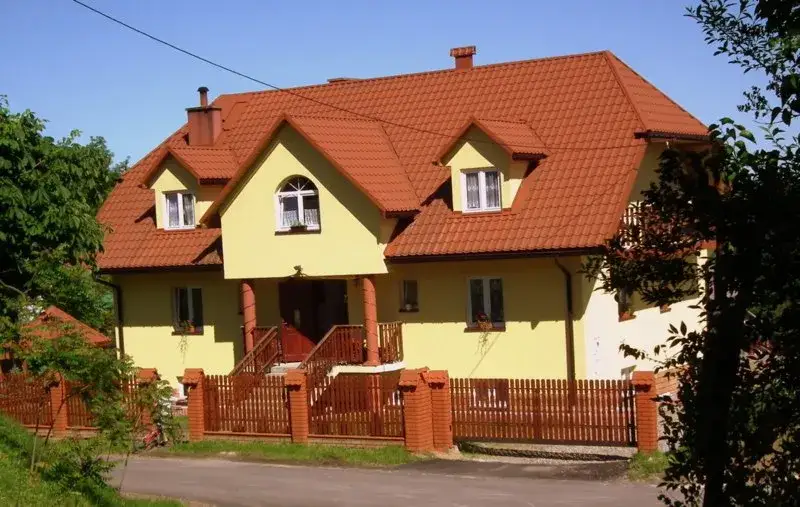 Zdjęcie Dworek Julia Polańczyk - komfortowe noclegi i atrakcje w okolicy