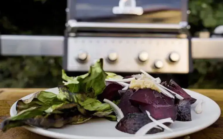 Zdjęcie Jak przygotować pyszne buraki z grilla - proste przepisy i porady