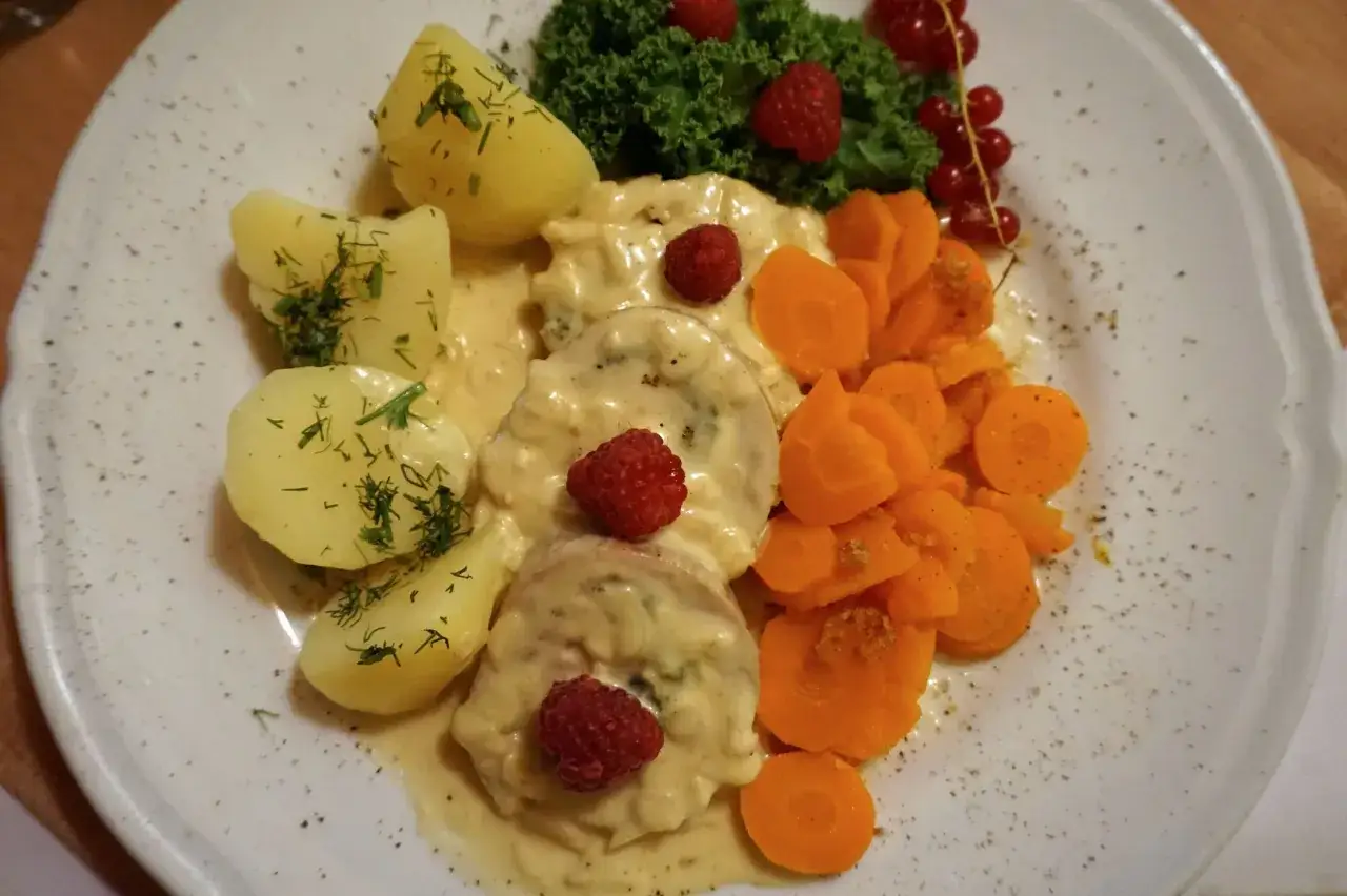 Zdjęcie Białogóra gdzie zjeść: najlepsze miejsca na pyszne jedzenie