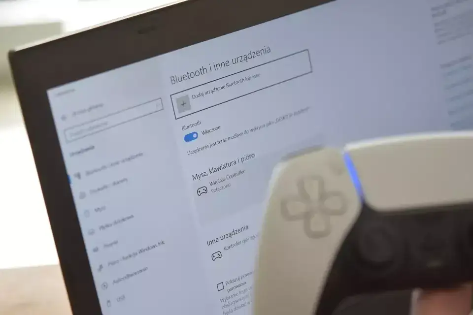 Zdjęcie Jak podłączyć pada PS5 do PC przez Bluetooth bez zbędnych problemów