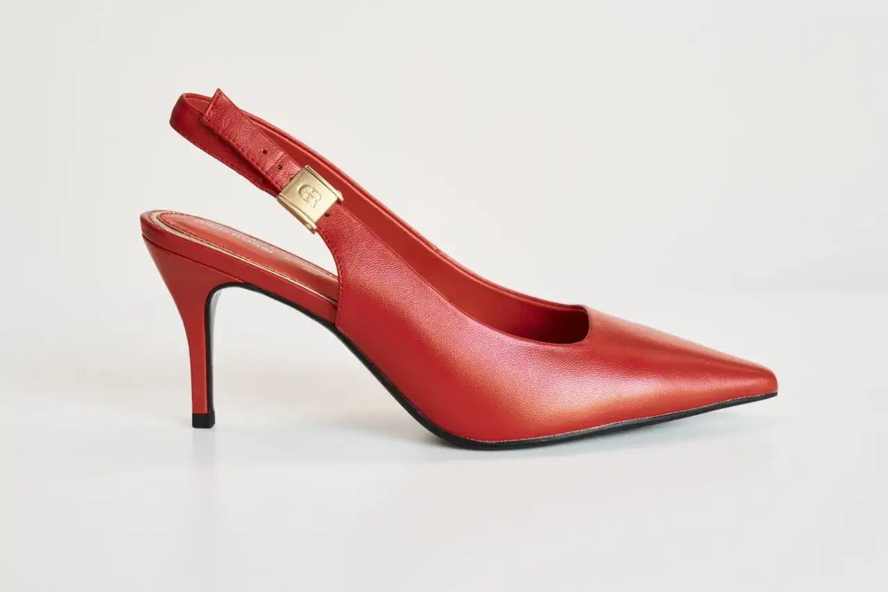 Zdjęcie Buty bez obcasa jak się nazywają - poznaj popularne modele i style