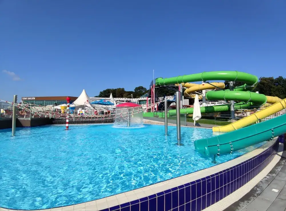 Zdjęcie Co zabrać na termy Uniejów? Kluczowe rzeczy, które musisz mieć