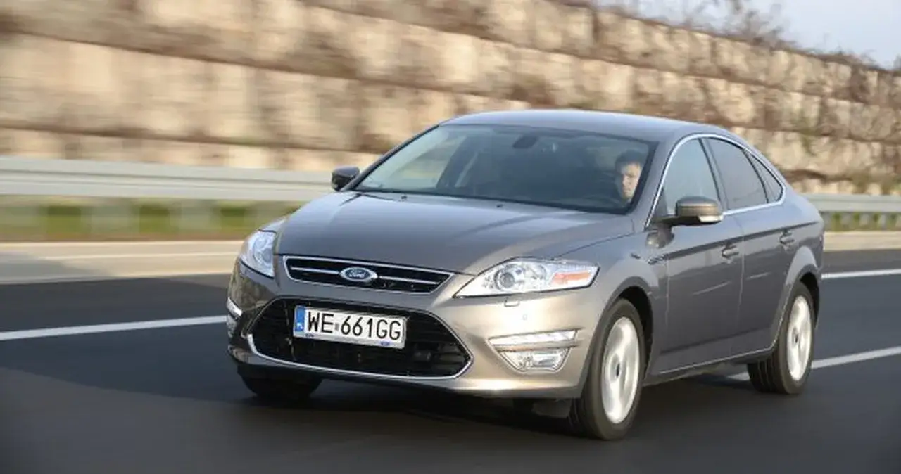 Zdjęcie Pojemność baku Ford Mondeo MK4 – ile litrów naprawdę zmieści?