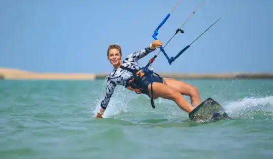 Zdjęcie Gdzie na kitesurfing w Europie? Najlepsze miejsca i porady dla Ciebie