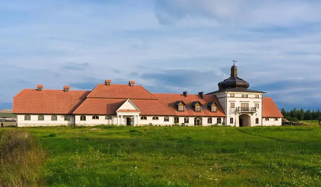 Stadnina Koni Nad Wigrami Mikołajewo widok z g&oacute;ry