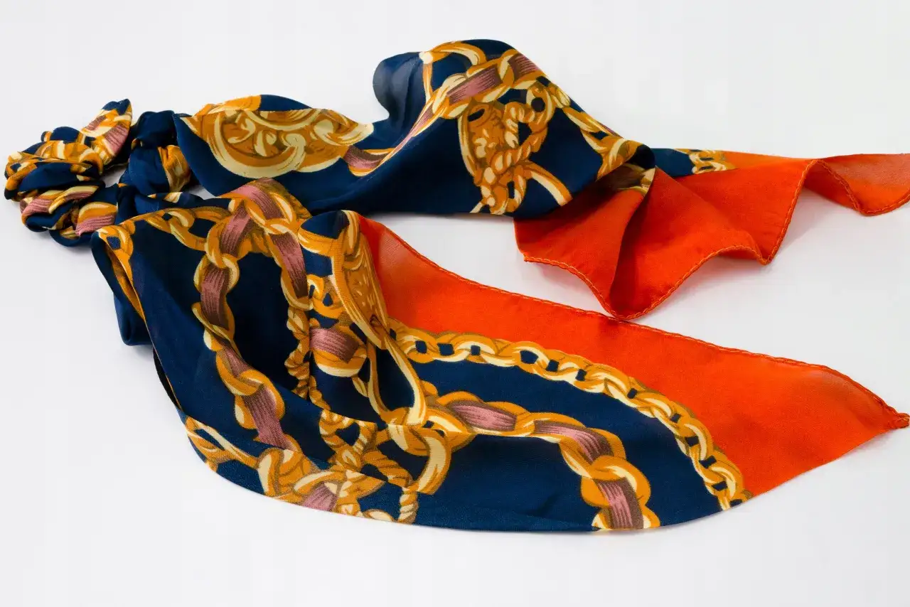 scrunchie z kokardą i scrunchie XXL