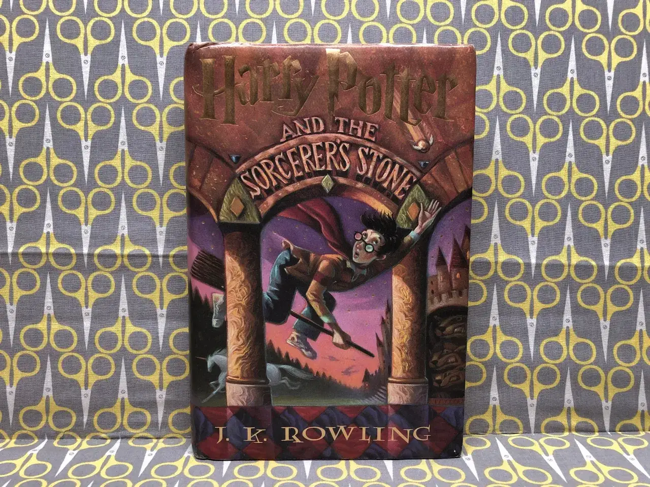 Harry Potter i Kamień Filozoficzny pierwsza okładka
