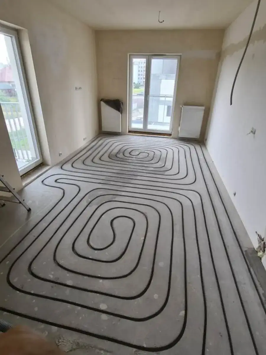 Zdjęcie Ile kosztuje frezowanie pod ogrzewanie podłogowe? Sprawdź ceny!