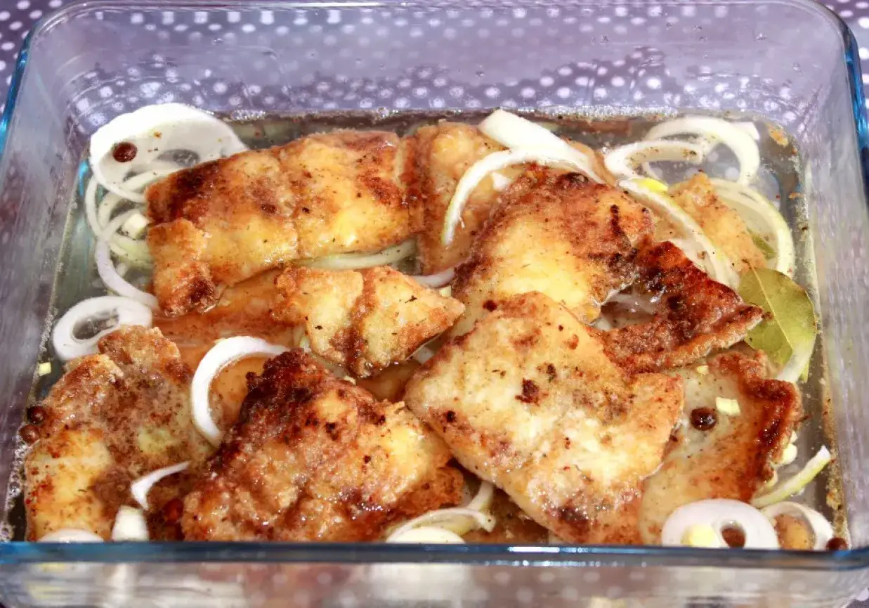 Usmażona ryba w zalewie octowej