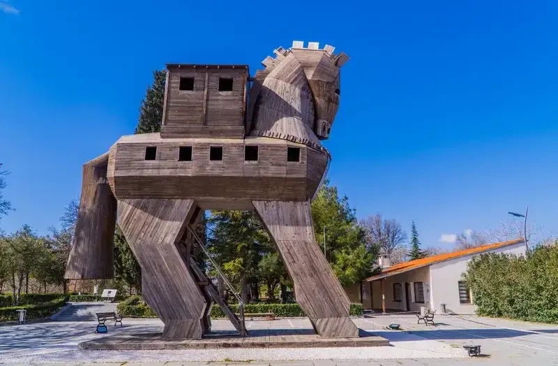Zdjęcie Troja gdzie leży? Odkryj tajemnice lokalizacji w Turcji