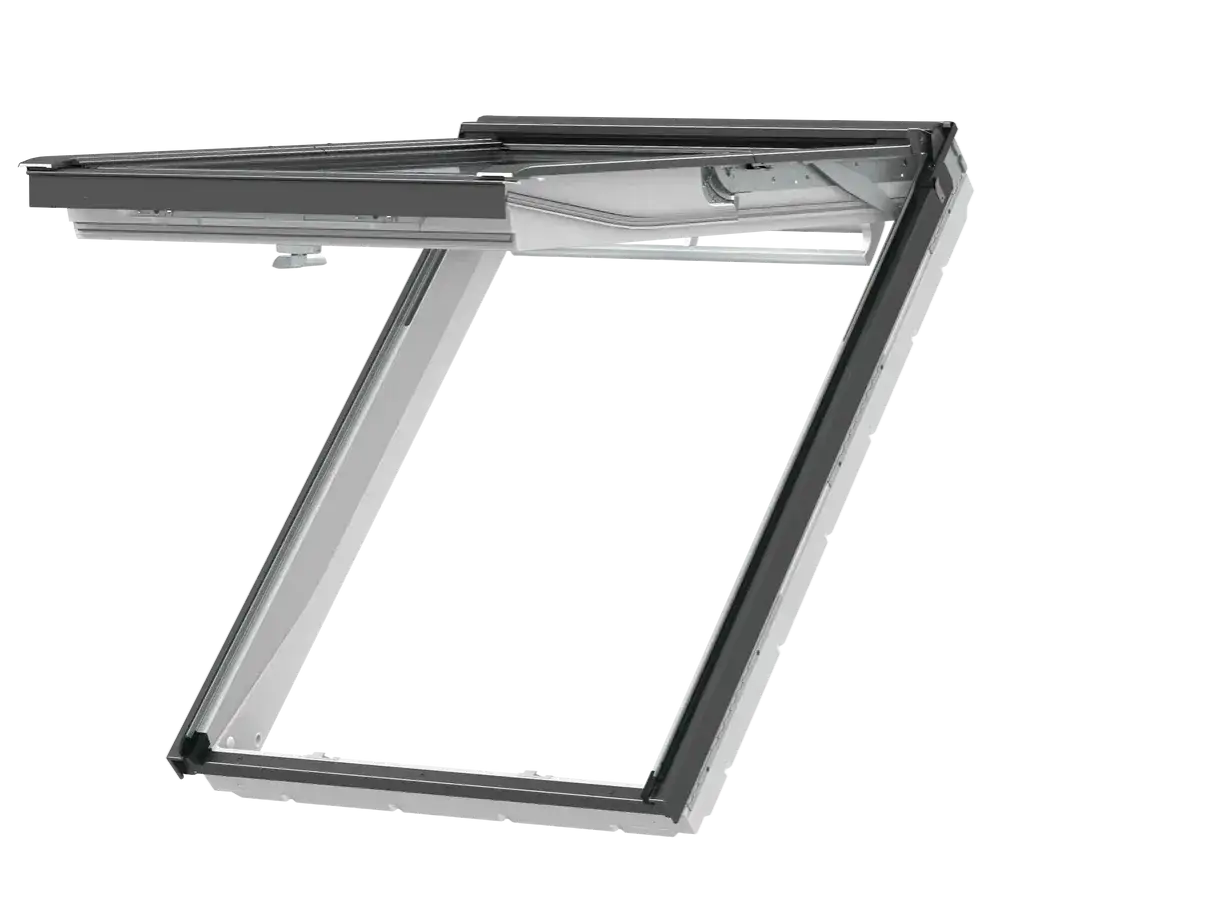 Nowoczesne okno dachowe balkonowe, otwarte, z widocznymi mechanizmami.