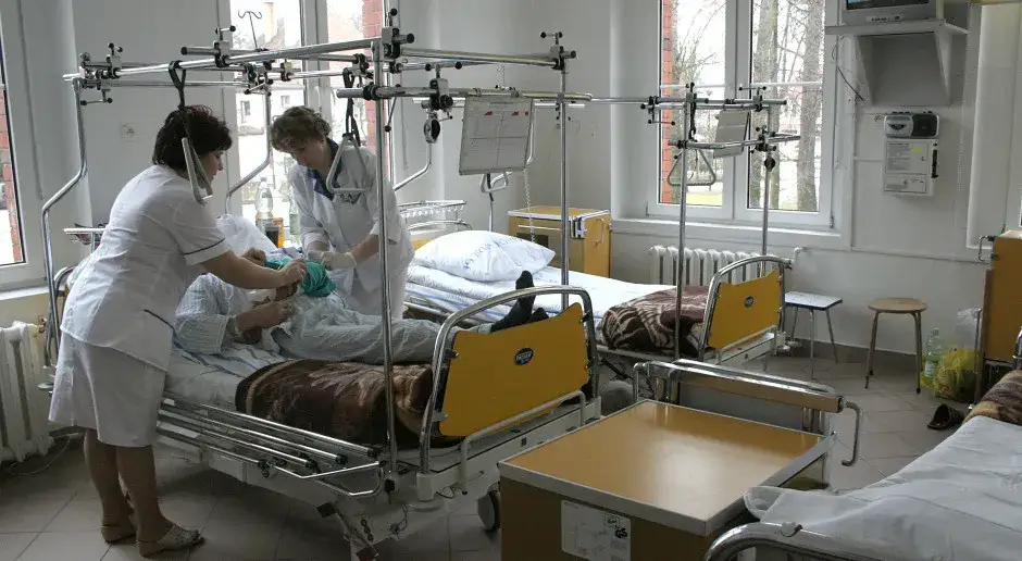 opiekun medyczny środowisko pracy